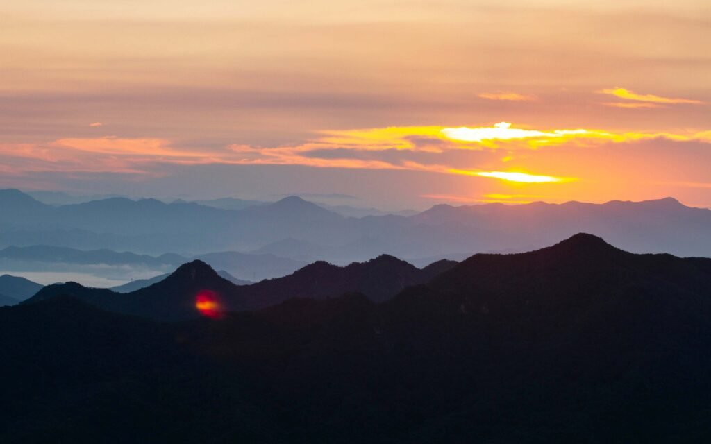 michael myers uYfWfD MC0U unsplash The Mystical Mountains: An Introduction to Wuyi